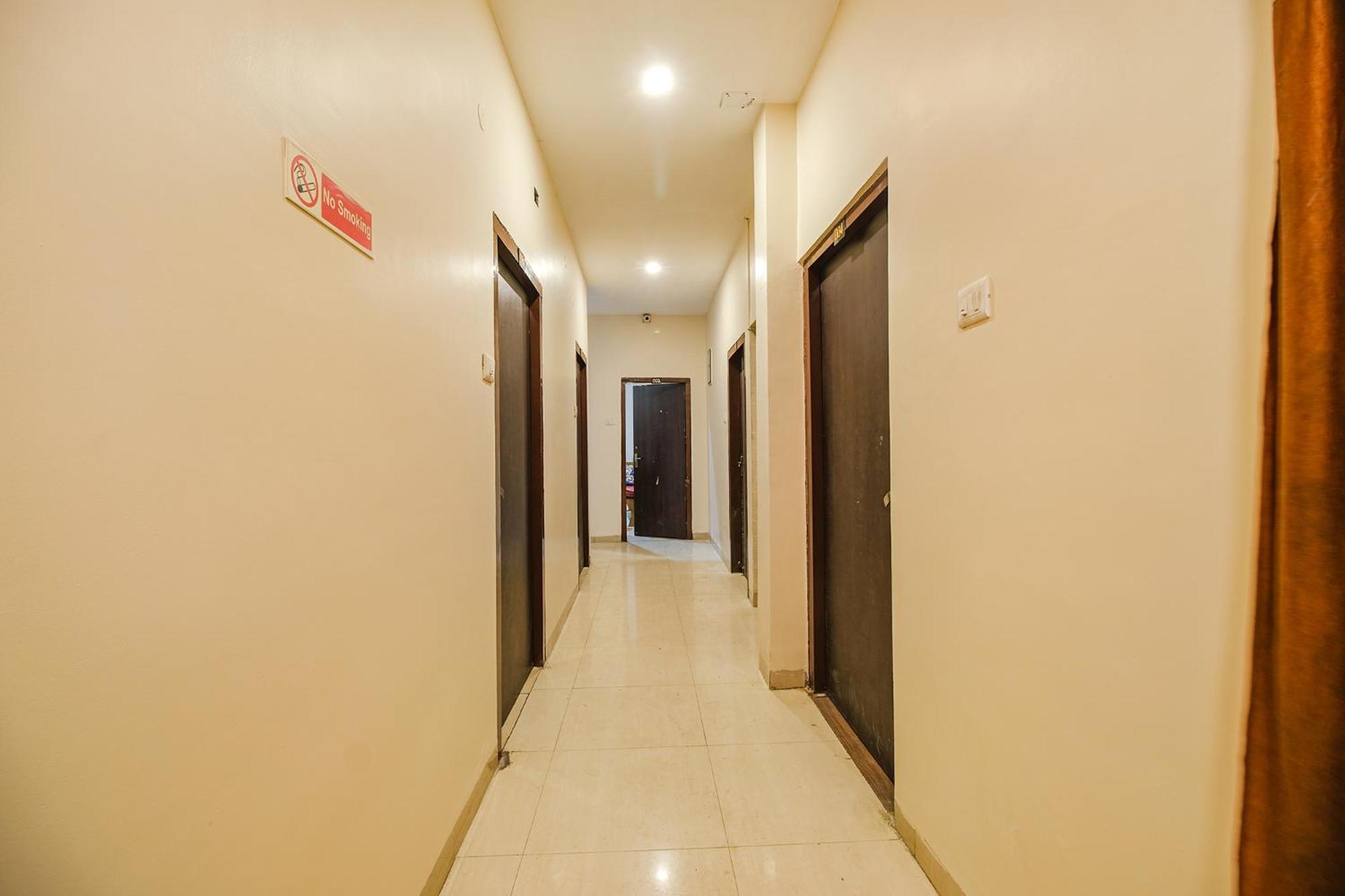 Fabexpress Anurag Residency Otel Guwahati Dış mekan fotoğraf