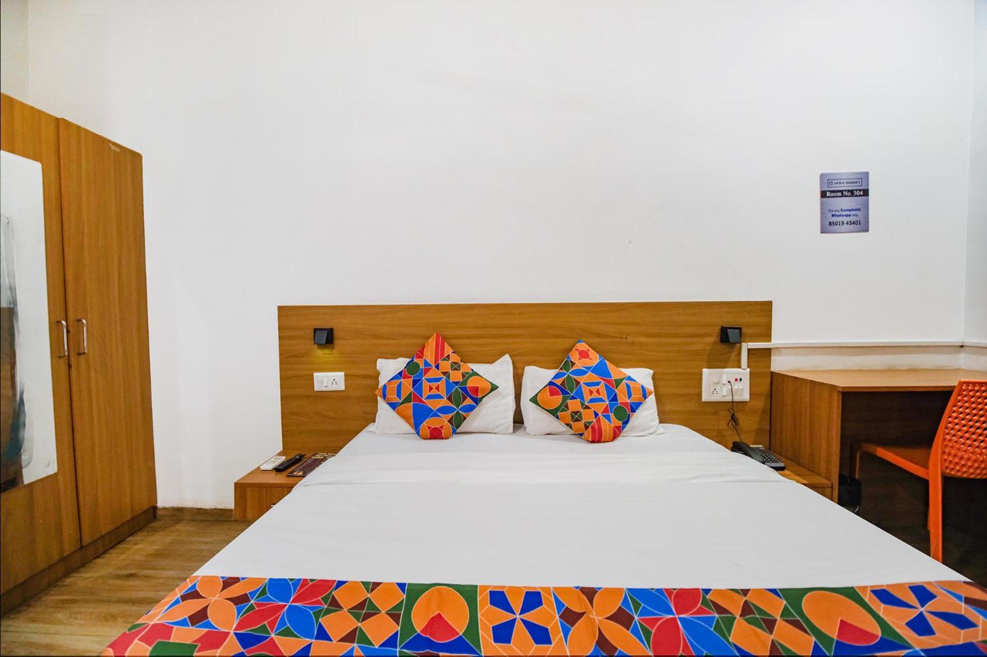 Fabexpress Anurag Residency Otel Guwahati Dış mekan fotoğraf