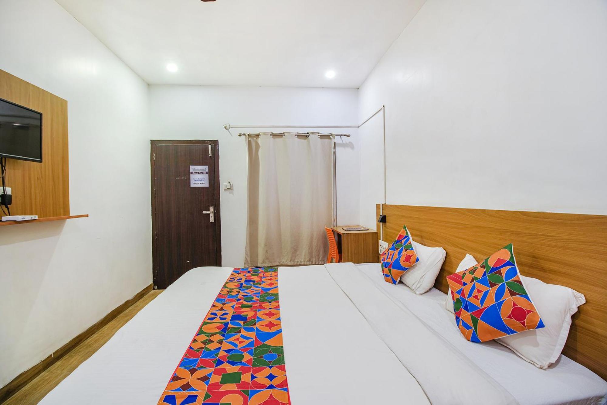 Fabexpress Anurag Residency Otel Guwahati Dış mekan fotoğraf
